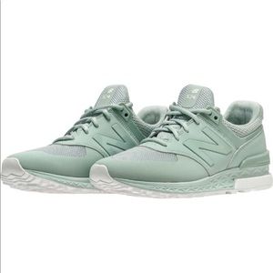 New Balance Sneakers